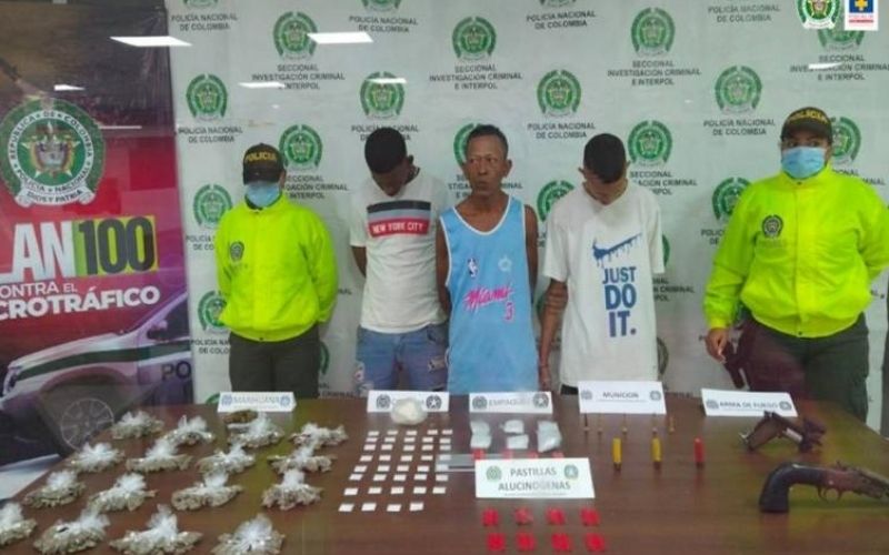 Desmantelan venta de drogas en pie de la popa